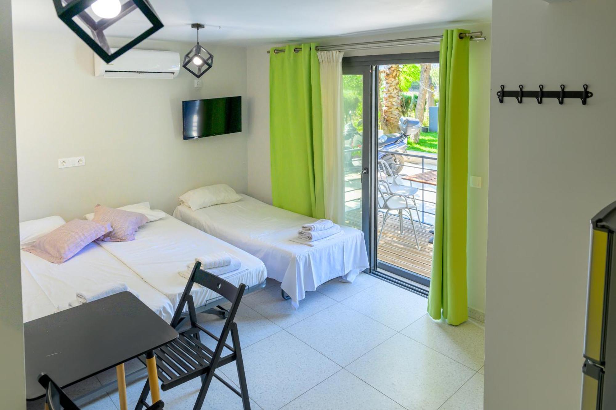 Kariótai Bikini Apartments מראה חיצוני תמונה