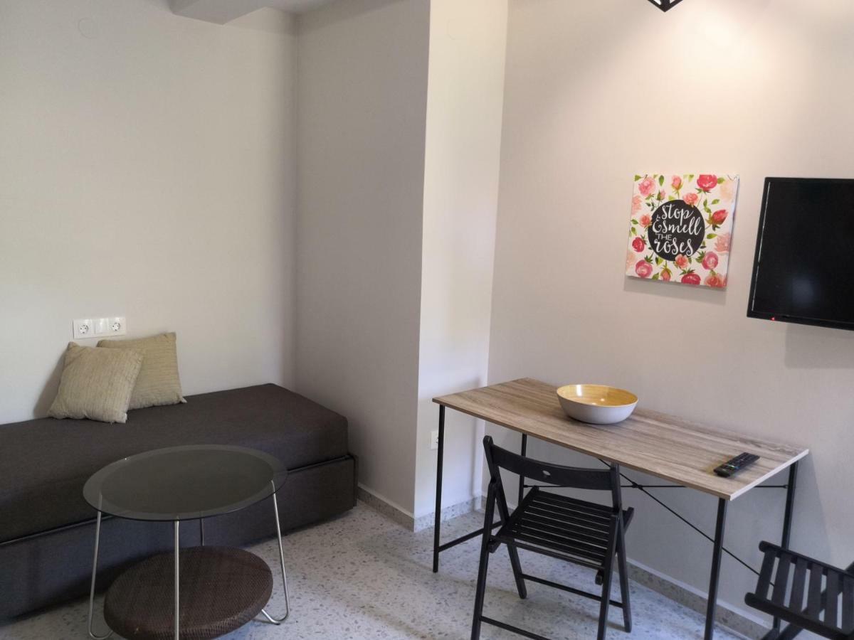 Kariótai Bikini Apartments מראה חיצוני תמונה