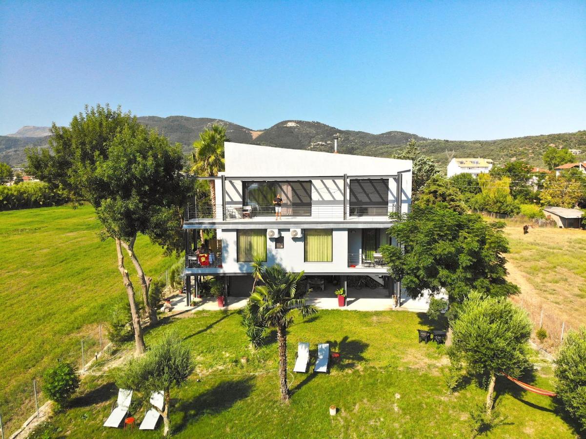 Kariótai Bikini Apartments מראה חיצוני תמונה